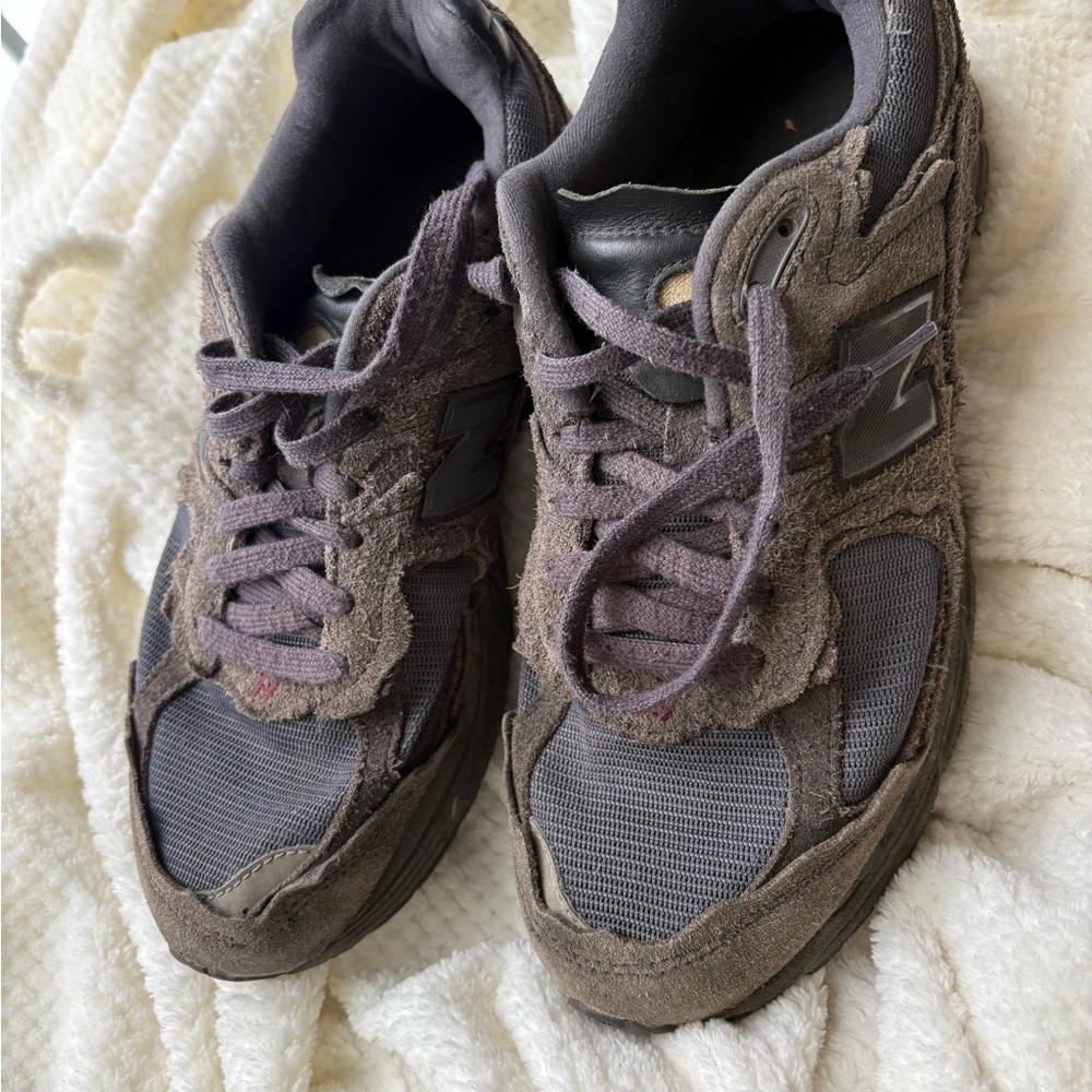 New Balance 2002R protection pack MEN Phantom Charcoal and Black Athletic Sz 9 - Picture 3 of 16